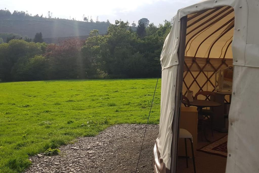 Hotel Bronfelen Yurt Cynghordy Zewnętrze zdjęcie