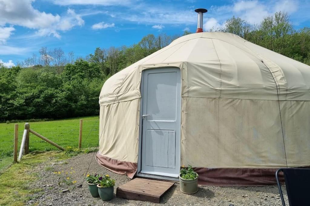 Hotel Bronfelen Yurt Cynghordy Zewnętrze zdjęcie