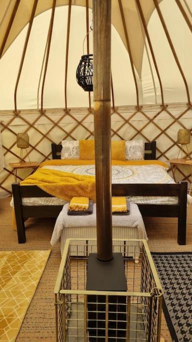 Hotel Bronfelen Yurt Cynghordy Zewnętrze zdjęcie