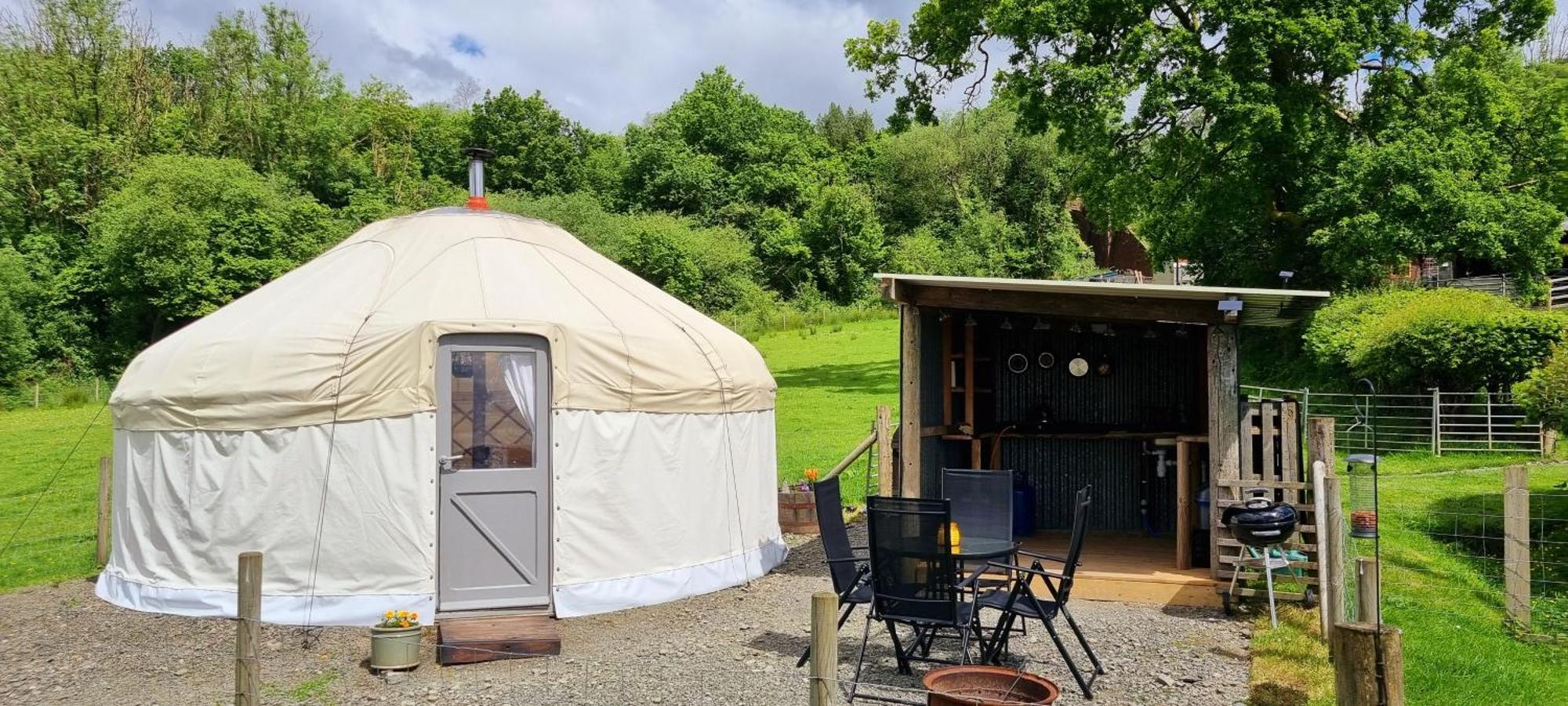 Hotel Bronfelen Yurt Cynghordy Zewnętrze zdjęcie